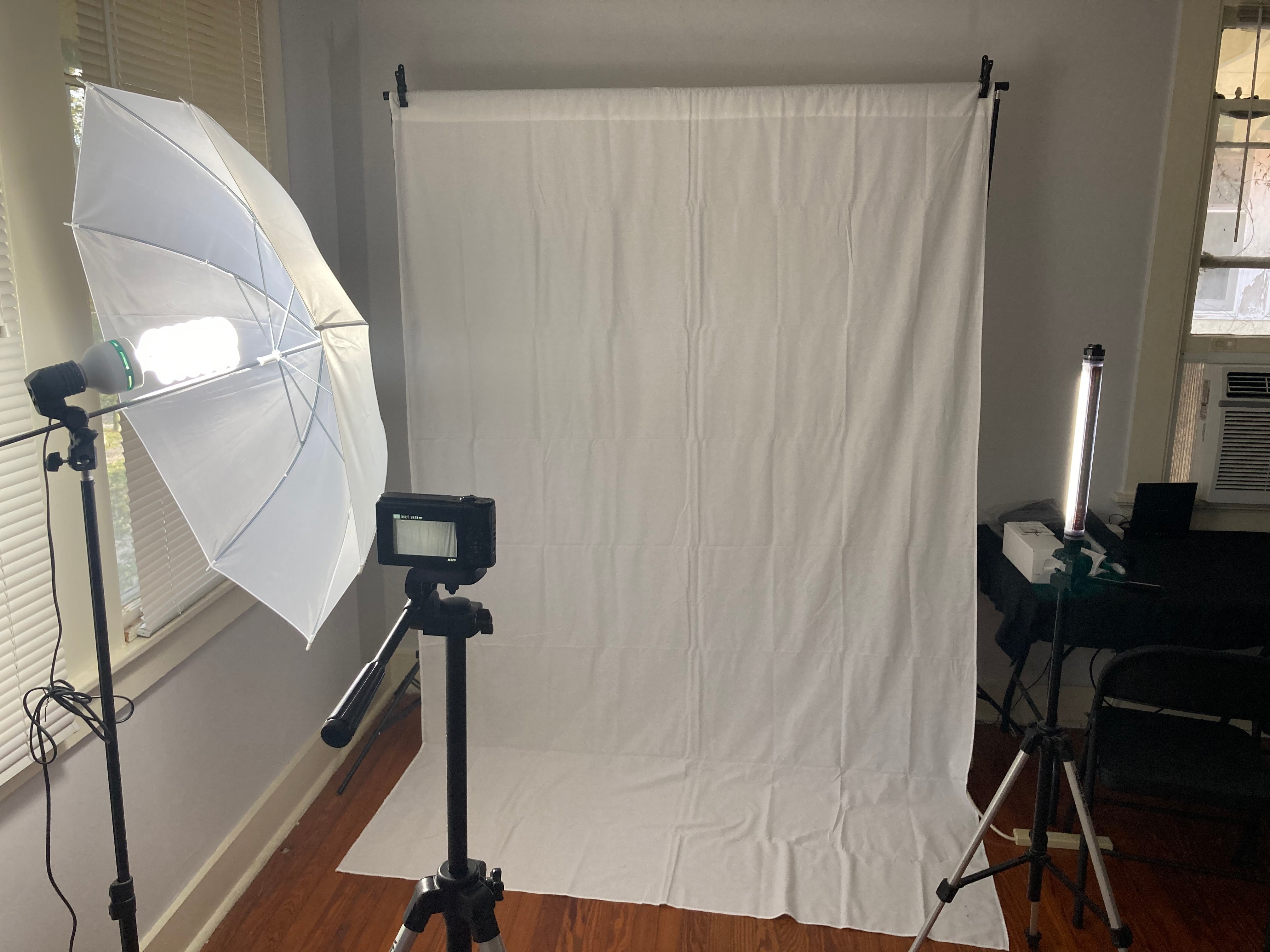 Photography Studio Portraits Full Body & Headshots.